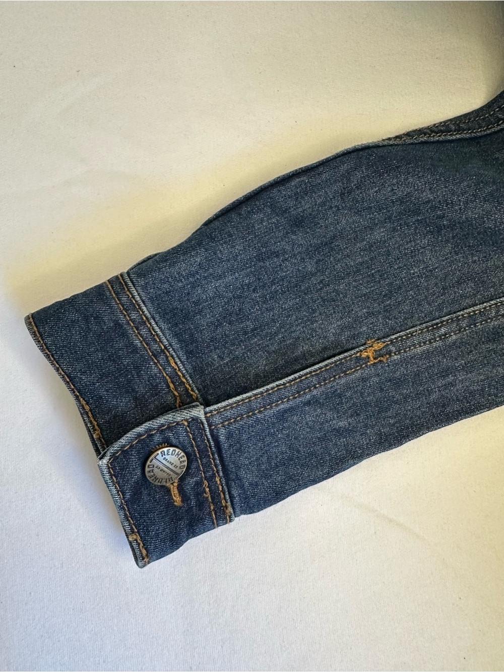 Red Head Denim Jacket in Blue Size Medium Like New - Picture 4 of 4